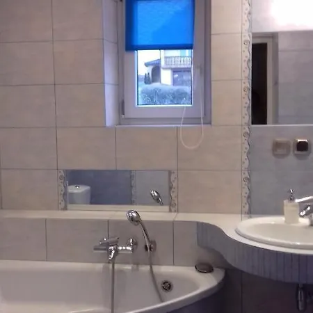 Quarto em Acomodações Particulares U Basi