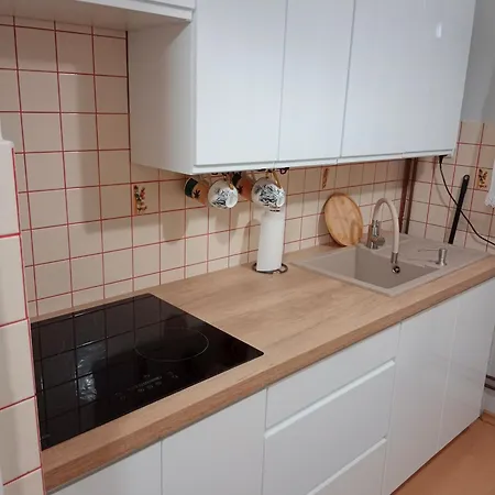 U Basi Quarto em Acomodações Particulares Wola Kalinowska