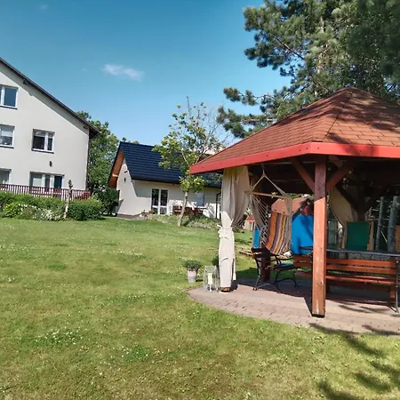 U Basi Quarto em Acomodações Particulares Wola Kalinowska